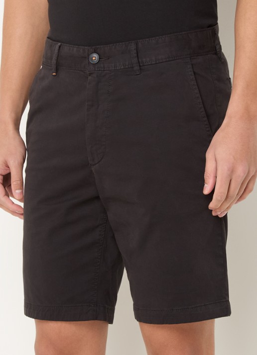 BOSS Straight fit korte chino met steekzakken - detail 3 black-001 / zwart