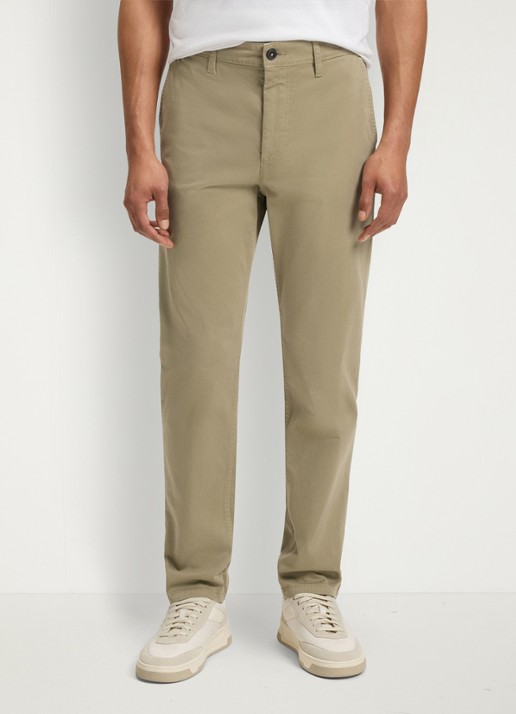 BOSS Tapered fit chino met steekzakken