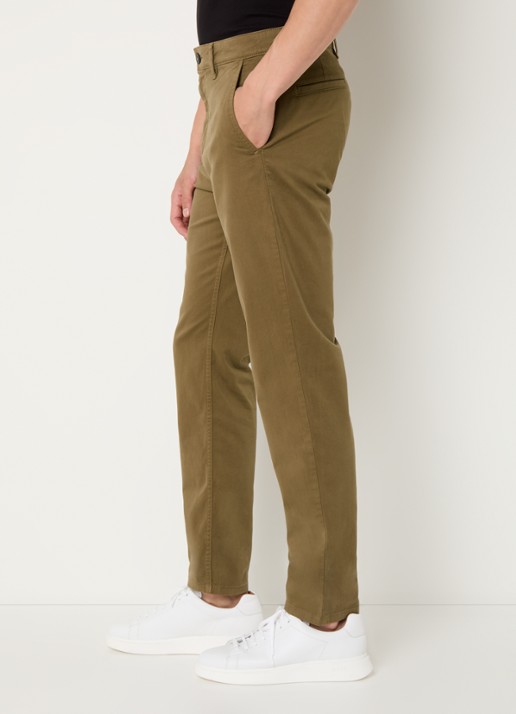 BOSS Tapered fit chino met steekzakken - detail 2 lichtbruin