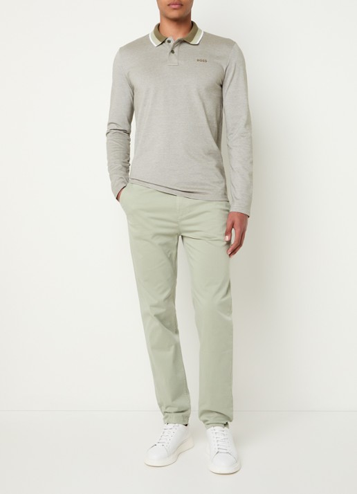 BOSS Tapered fit chino met steekzakken - voorkant 3 lindegroen