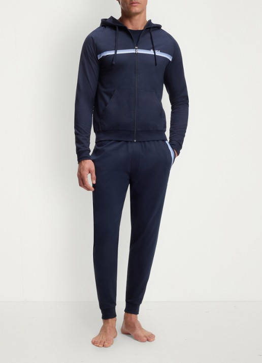 BOSS Tapered fit joggingbroek met logo  - voorkant 5 dark blue-403 / blauw