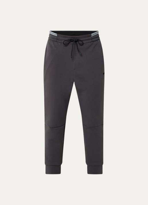 BOSS Tapered fit joggingbroek met steekzakken - voorkant 4 donkergrijs