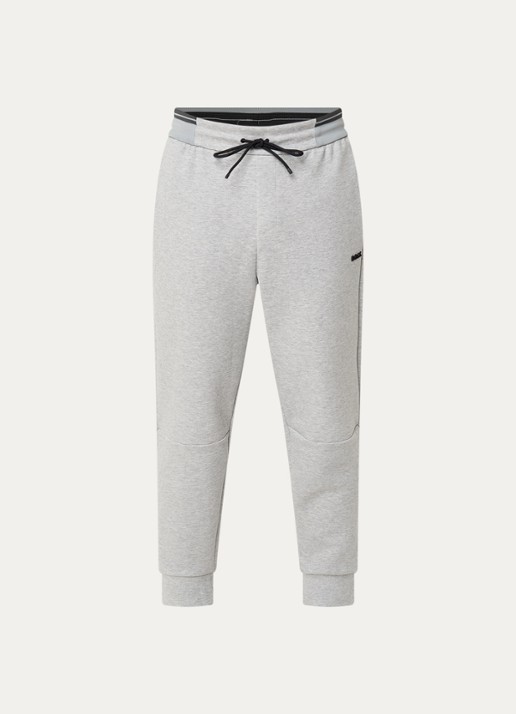 BOSS Tapered fit joggingbroek met steekzakken - voorkant 4 lichtgrijs