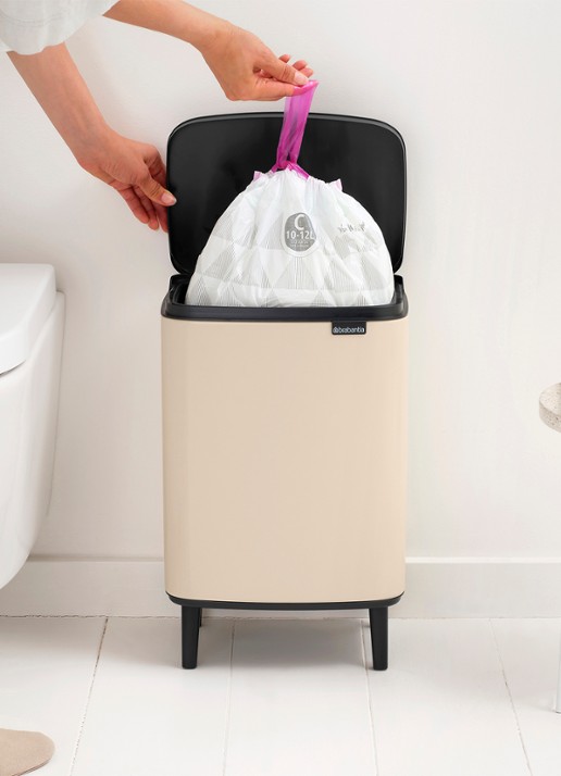 Brabantia Bo Hi prullenbak 12 liter - detail 4 beige