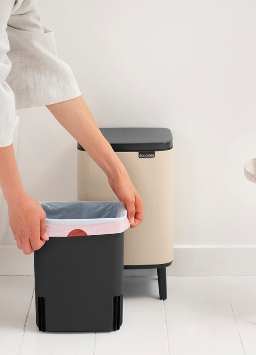 Brabantia Bo Hi prullenbak 7 liter - detail 6 beige