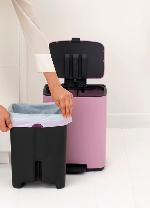 Brabantia Bo pedaalemmer 12 liter - detail 4 donkerroze