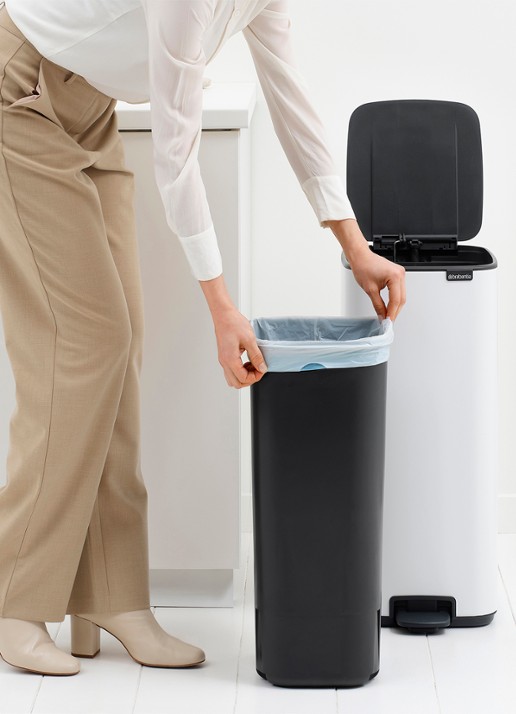 Brabantia Bo pedaalemmer 30 liter - detail 3 wit