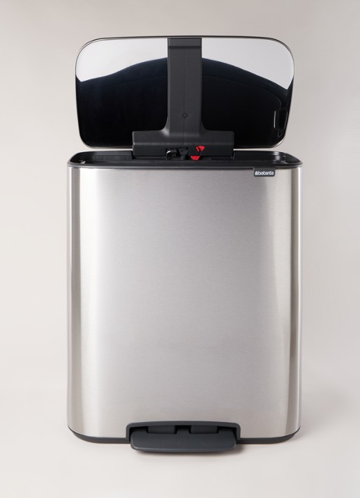 Brabantia Bo pedaalemmer 60 liter - voorkant 2 zilver
