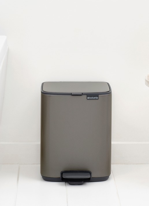 Brabantia Bo pedaalemmer 7 liter - detail 4 grijs