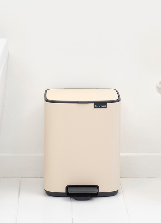 Brabantia Bo pedaalemmer 7 liter - detail 4 beige