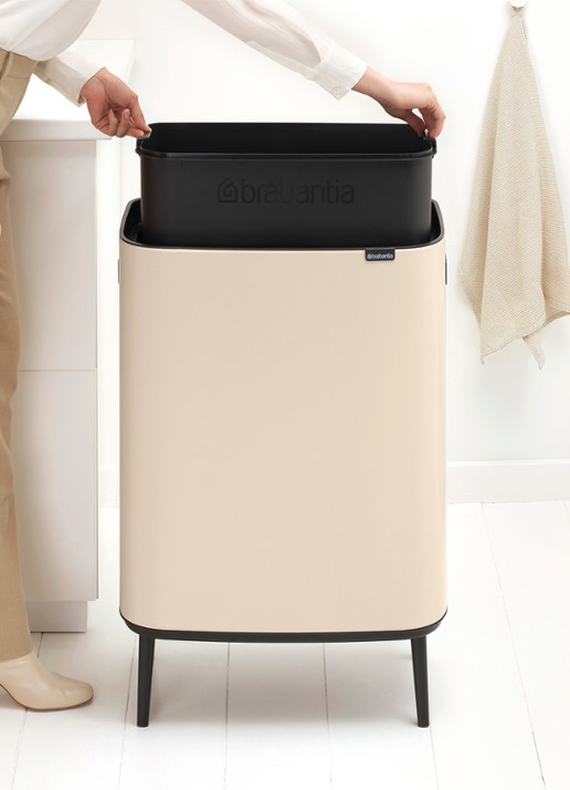 Brabantia Bo Touch Bin Hi prullenbak 60 liter - detail 7 beige