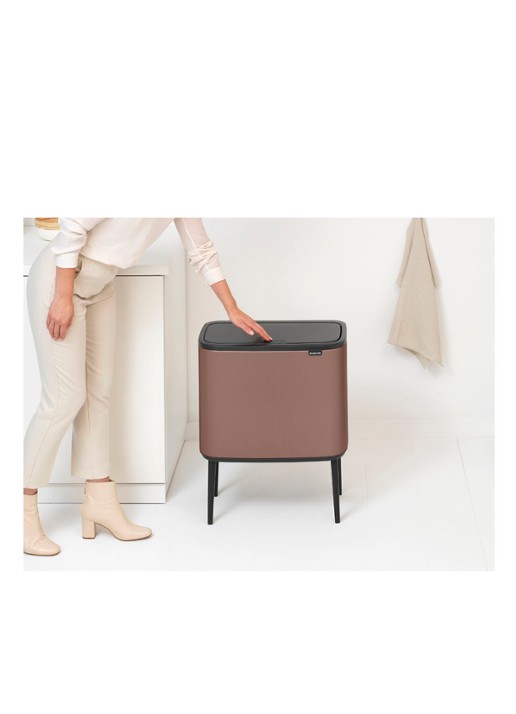 Brabantia Bo Touch Bin prullenbak 11 + 23 liter - detail 4 taupe