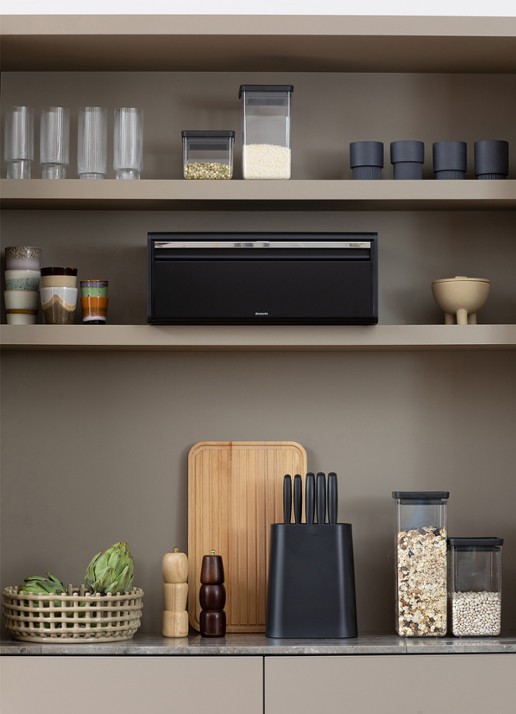 Brabantia Bo Touch Bin prullenbak met deksel 60 liter - voorkant 3 zwart