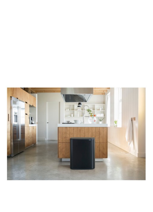 Brabantia Bo Touch Bin prullenbak met deksel 60 liter - voorkant 7 zwart