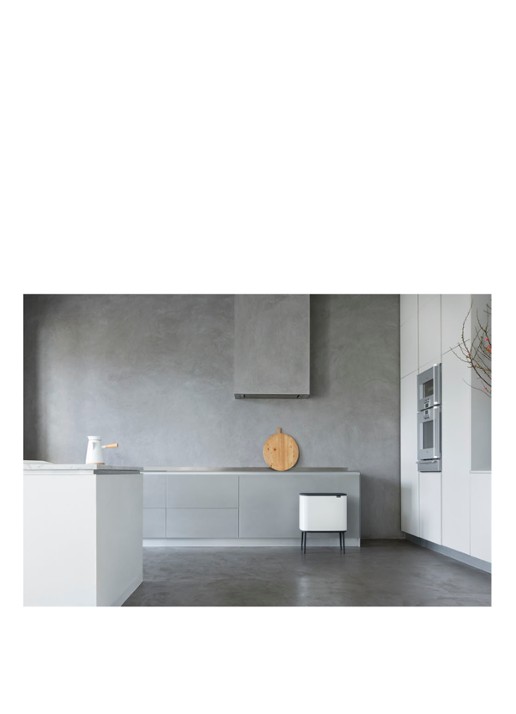 Brabantia Bo Touch Bin  prullenbak met deksel op pootjes 3 x 11 liter - voorkant 7 wit