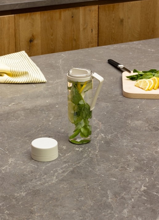 Brabantia Make & Take drinkfles met fruitfilter 50 cl  - detail 5 beige