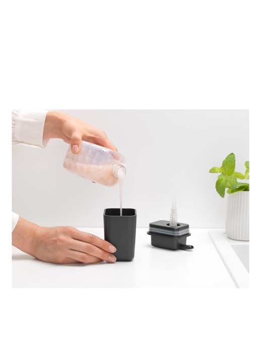 Brabantia Sink Side zeeppomp 200 ml - detail 3 antraciet