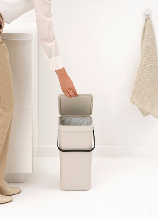 Brabantia Sort & Go prullenbak 16 liter - detail 4 beige