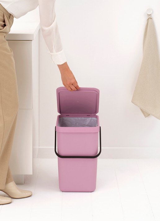 Brabantia Sort & Go prullenbak 25 liter - detail 3 donkerroze