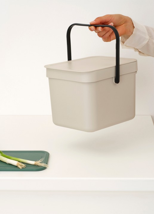 Brabantia Sort & Go prullenbak 6 liter - detail 3 beige