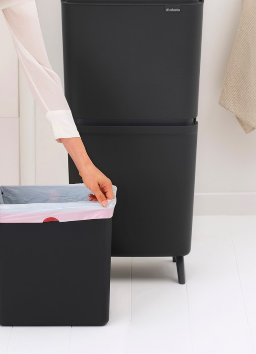 Brabantia SortUp prullenbak met deksel 45 liter - detail 4 antraciet