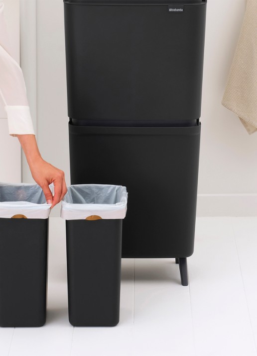 Brabantia SortUp prullenbak met deksel 45 liter - detail 5 antraciet