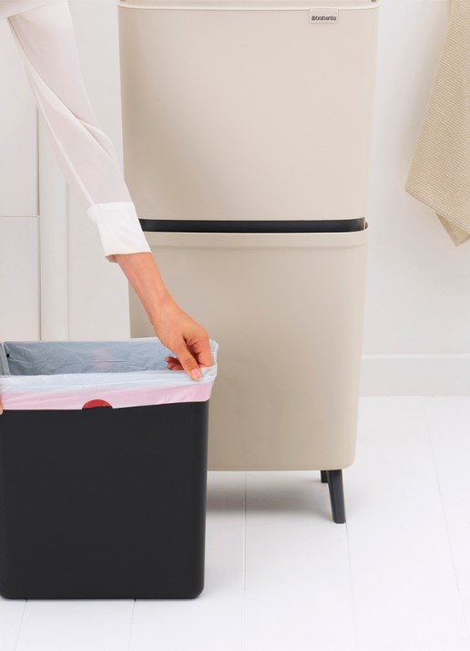 Brabantia SortUp prullenbak met deksel 45 liter - detail 6 beige
