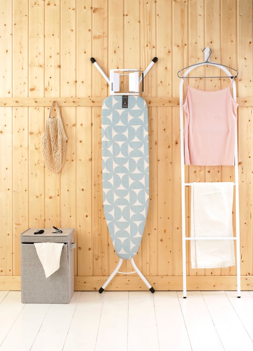 Brabantia Strijkplank A Fresh Breeze met strijkijzerhouder - detail 3 wit