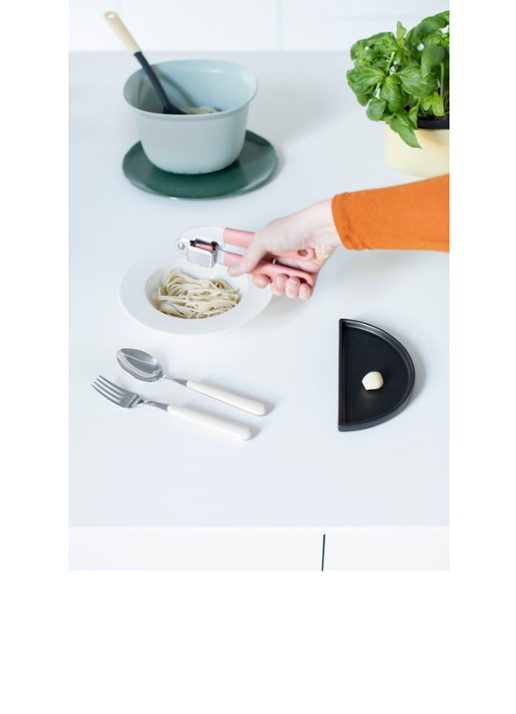Brabantia TASTY+ knoflookpers - voorkant 6 oudroze