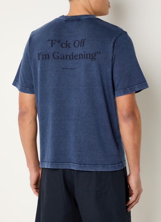 Bram's Fruit F*ck Off T-shirt met logo- en backprint - detail indigo