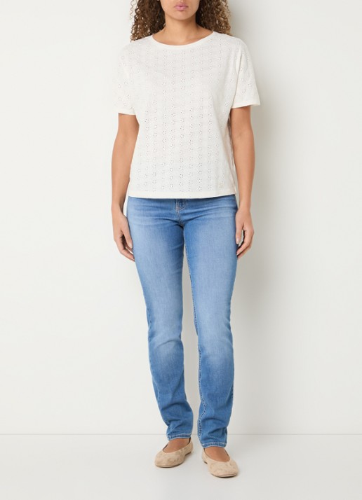 BRAX Caelen T-shirt met broderie - voorkant 2 wit