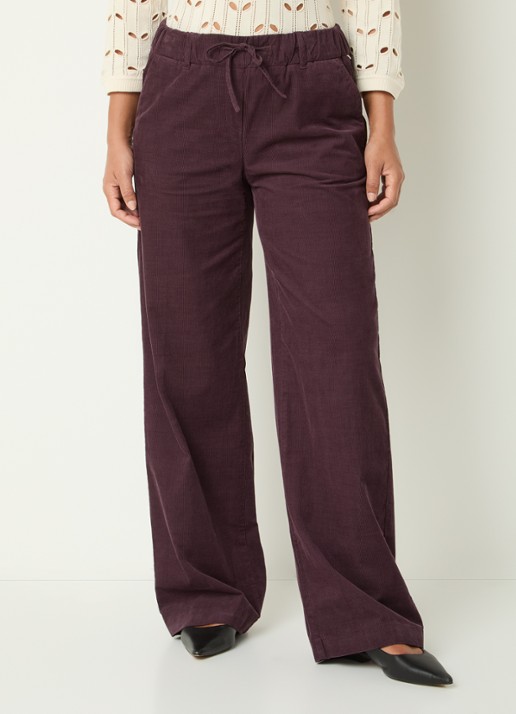 BRAX Maine mid waist straight fit broek van corduroy - detail 3 aubergine