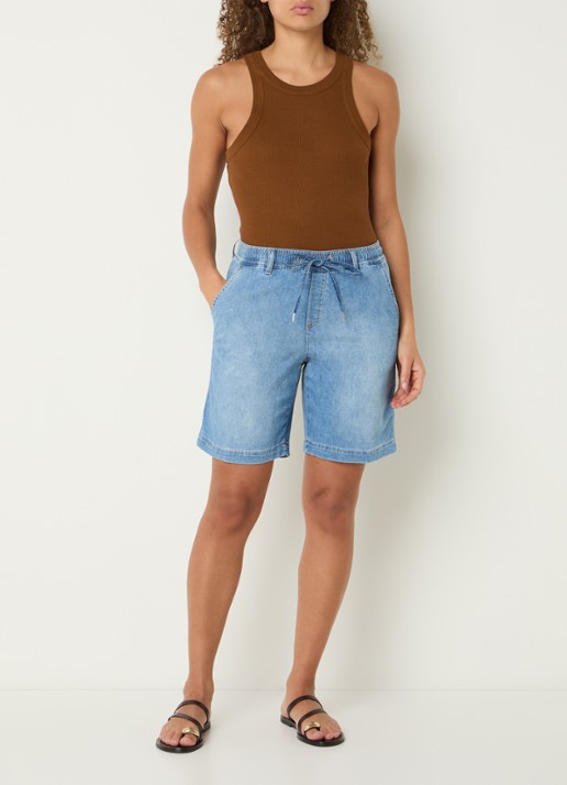 BRAX Maine mid waist wide fit korte broek met steekzakken - voorkant 2 blauwgrijs