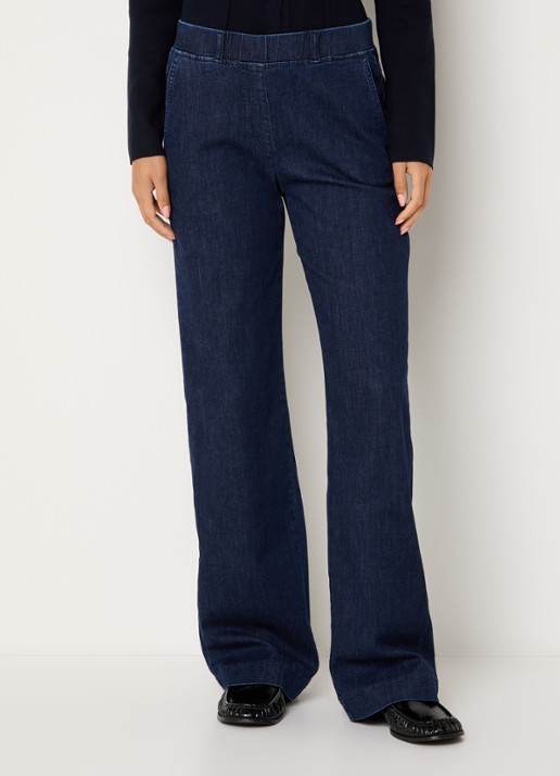 BRAX Pam mid waist loose fit jeans met donkere wassing