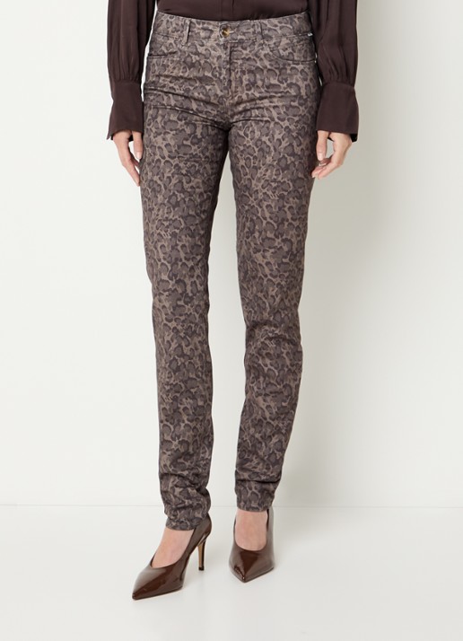 BRAX Shakira mid waist slim fit broek met panterprint