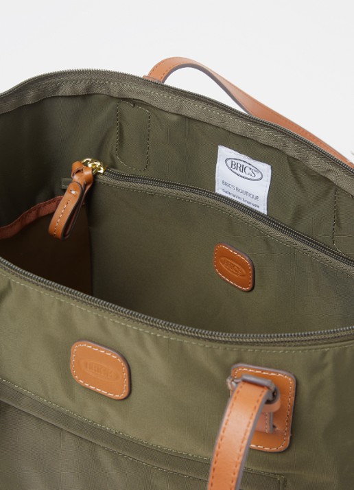 Bric's Sportina L shopper met leren details en uitneembaar etui - detail 3 bronsgroen