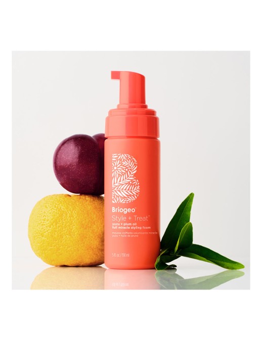 Briogeo Style + Treat Yuzu + Plum Oil Full Miracle Styling Foam - achterkant 3 undefined
