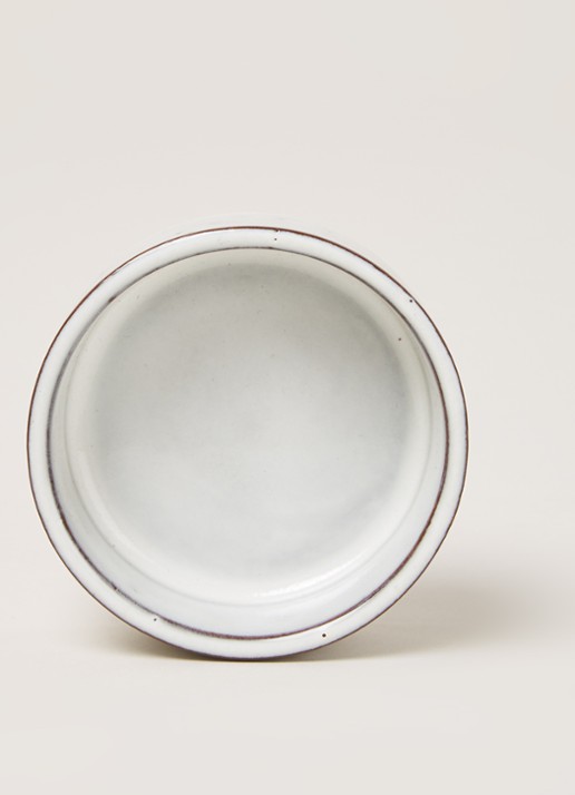 Broste Copenhagen Nordic Sand dipschaal 8 cm - detail 3 lichtgrijs