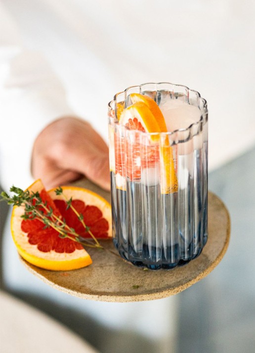 Brût Homeware Gaia longdrink glas 46 cl - voorkant 2 blauw