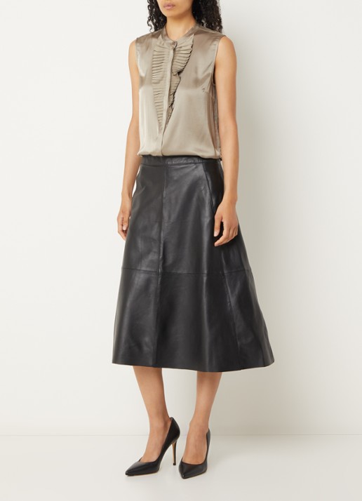 Bruuns Bazaar Chantus mouwloze blouse van satijn - voorkant 4 bronsgroen