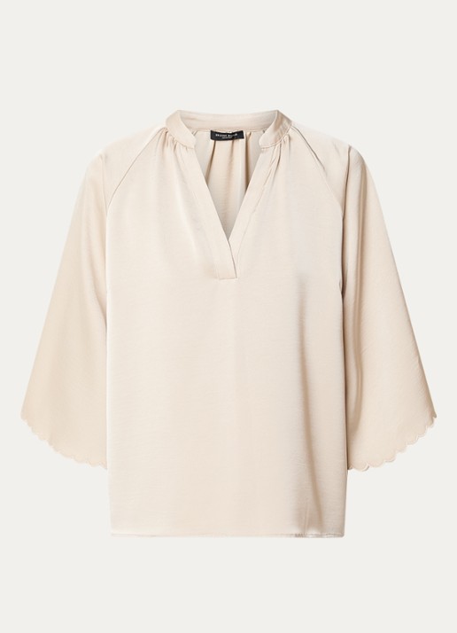 Bruuns Bazaar Winny tuniek van satijn met trompetmouw - voorkant 2 beige