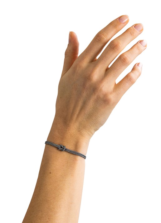 Buddha to Buddha Barbara Mini Knot armband van zilver  - voorkant 2 zilver