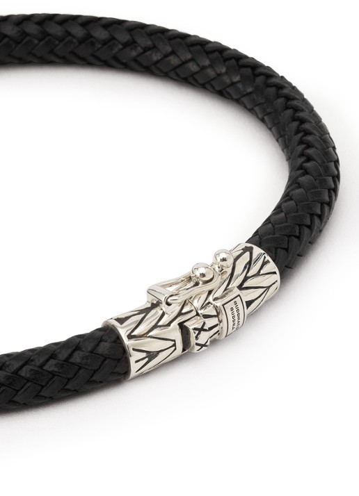 Buddha to Buddha Ellen wikkelarmband van gevlochten leer - detail zwart