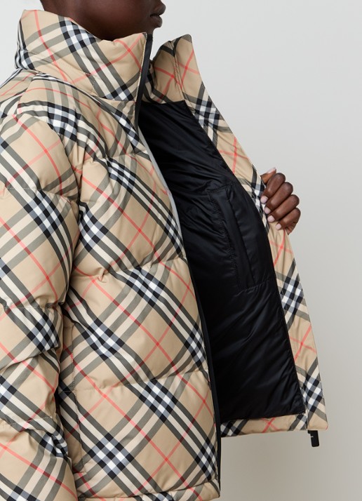 Burberry Ambleside pufferjack met ruitdessin en steekzakken - detail 2 zand