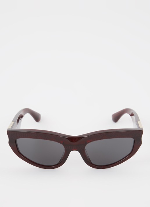 Burberry Cat Eye zonnebril BE4425U - detail donkerrood