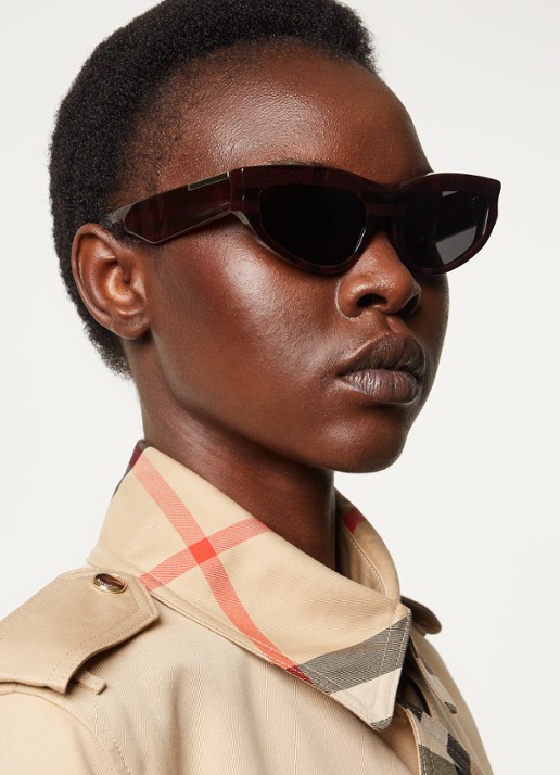 Burberry Cat Eye zonnebril BE4425U - voorkant 5 donkerrood