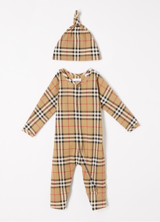 Burberry Claude babypak en muts met ruitdessin in giftbox 2-delig - voorkant beige