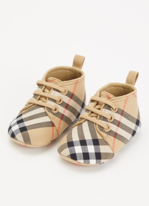 Burberry Corby babyschoentje - voorkant 3 zand