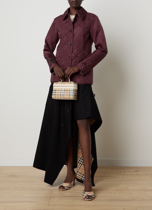 Burberry Fernleigh quilted barn jack met details van lamsleer - voorkant 5 bordeauxrood