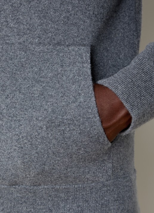 Burberry Fijngebreid vest in kasjmierblend met capuchon en logo - detail 4 grijsmele